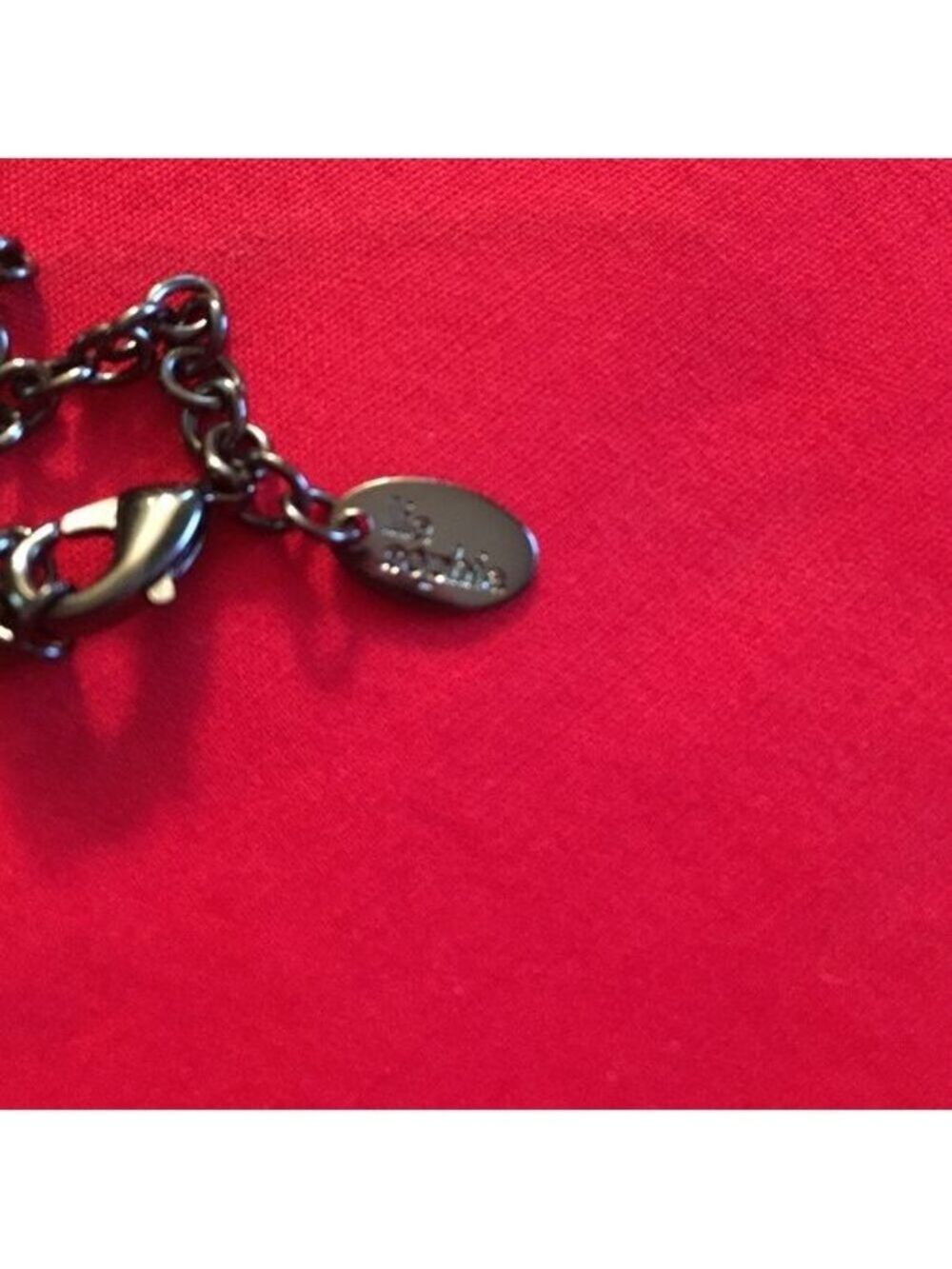 Beautiful Lia Sophia Necklace - Picture 2 of 3